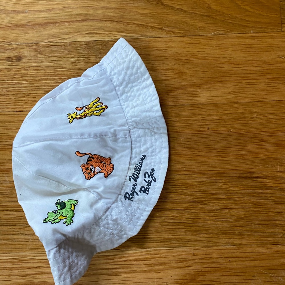 Kids White Hat with Animal Patches